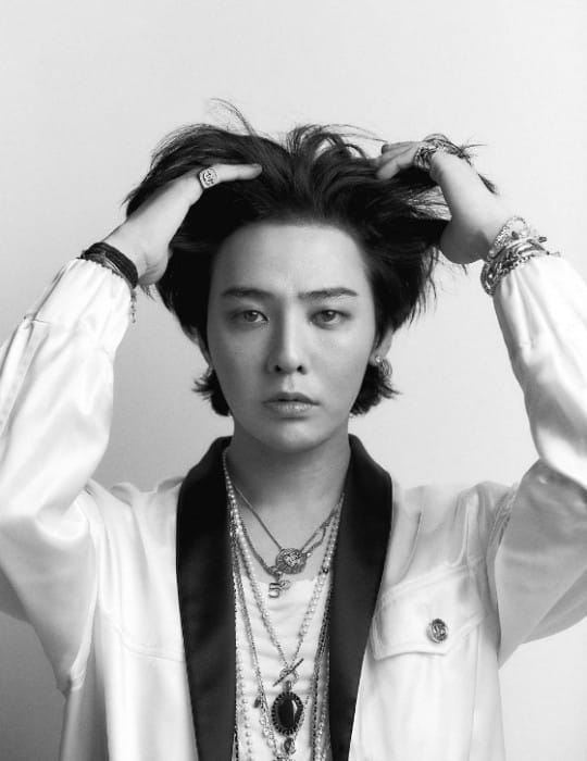 G-Dragon regresa con su música