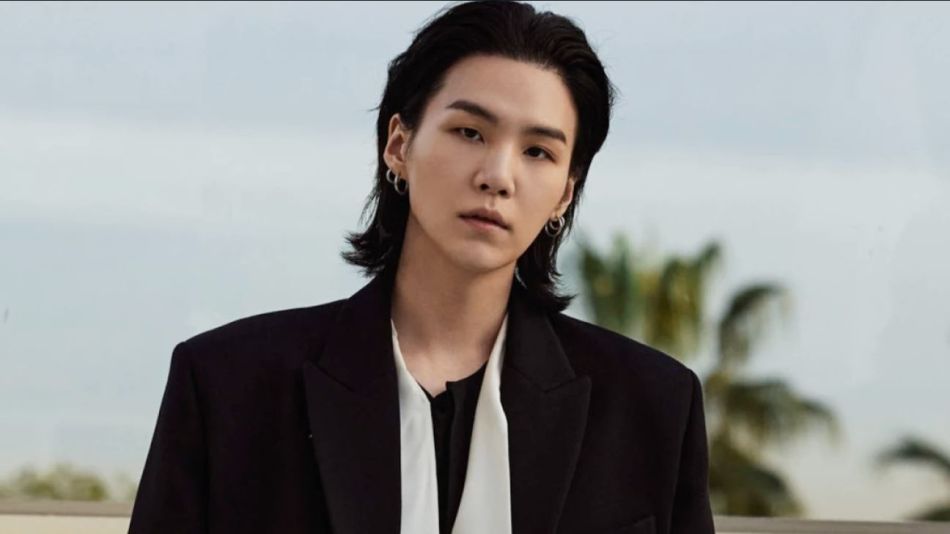 Suga de BTS y 3 títulos tendenciosos de la Prensa 3 Suga se disculpa por hacer pasar un mal rato a army