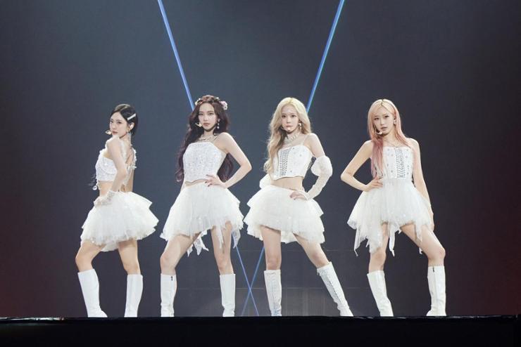 2024 aespa LIVE TOUR - SYNK : PARALLEL LINE 3 Tour del grupo de k-pop aespa por asia 2024