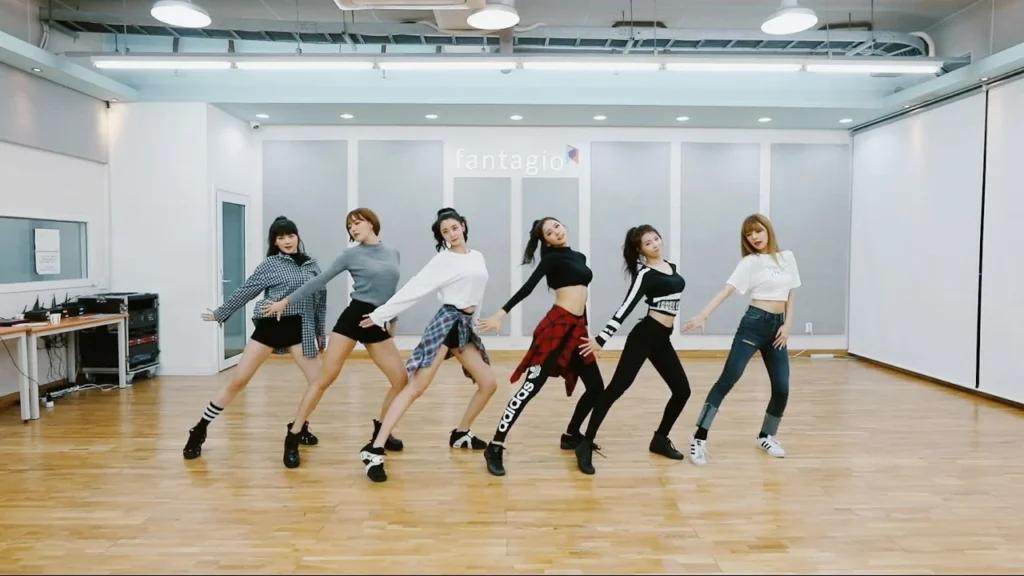 Programas gratuitos de turismo en Seúl al estilo Hallyu 2 Aprende a bailar K-pop con clases gratis a cargo de profesores de idols en Corea