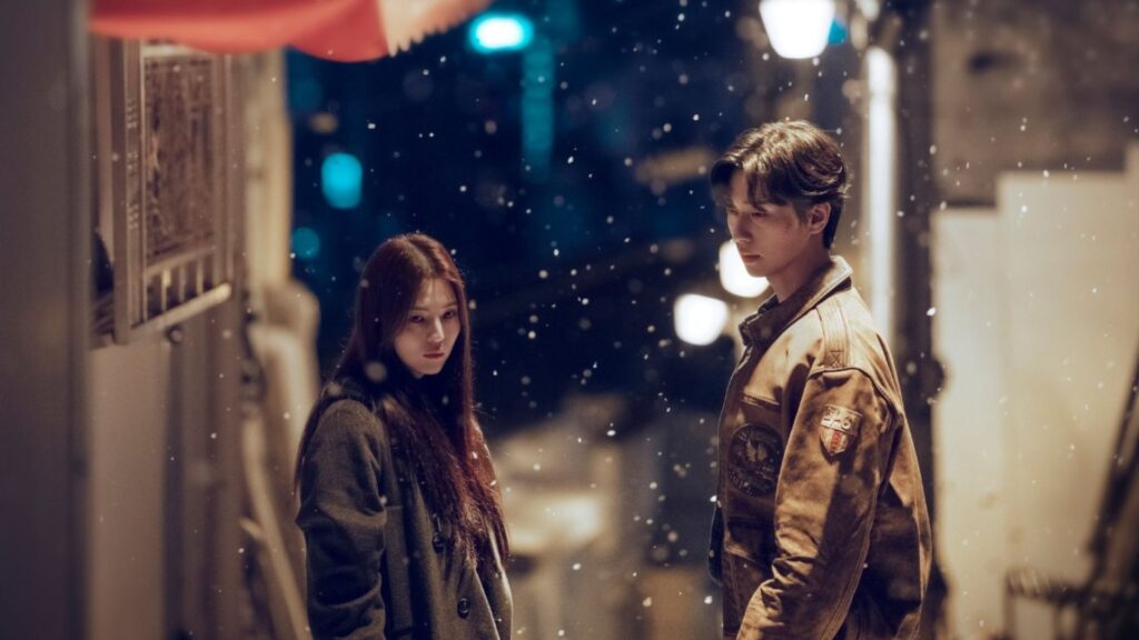 Han So-hee: La estrella que está conquistando Netflix 2 La actriz Han So-hee y el actor Park Seo-jun en la serie de netflix el monstruo de la vieja seúl 2