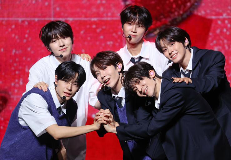 NCT WISH busca ser el mejor grupo de 2024 con 'Steady' 4 Los jóvenes miembros de NCT Wish apuntan a la generación Z
