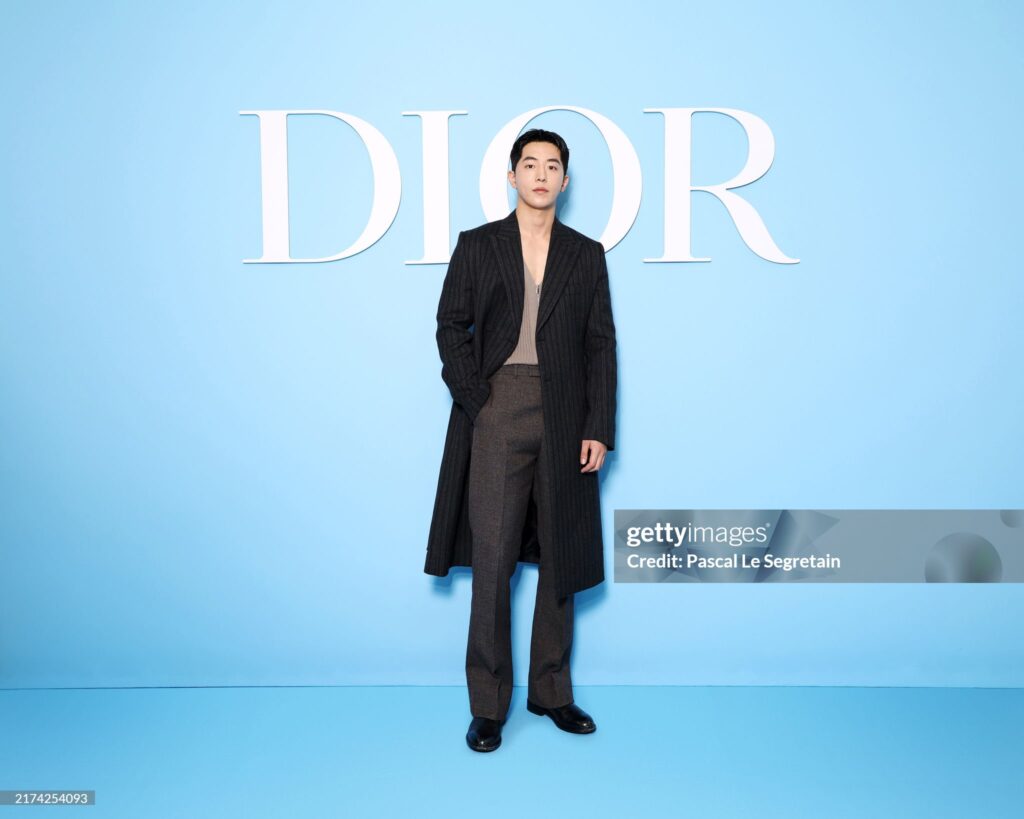 Las Estrellas Coreanas en la Semana de la Moda 5 Nam Joo Hyuk en el desfile de Dior en la semana de la moda de Paris 2024