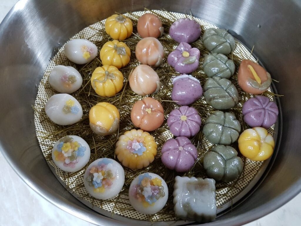 Chuseok: La fascinante celebración coreana que debes conocer 3 Songpyeon, comida típica coreana