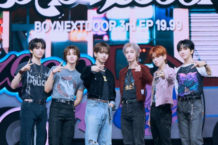 BOYNEXTDOOR regresa con su nuevo álbum '19.99' 4 Presentación del nuevo álbum de boynextdoor en Seúl