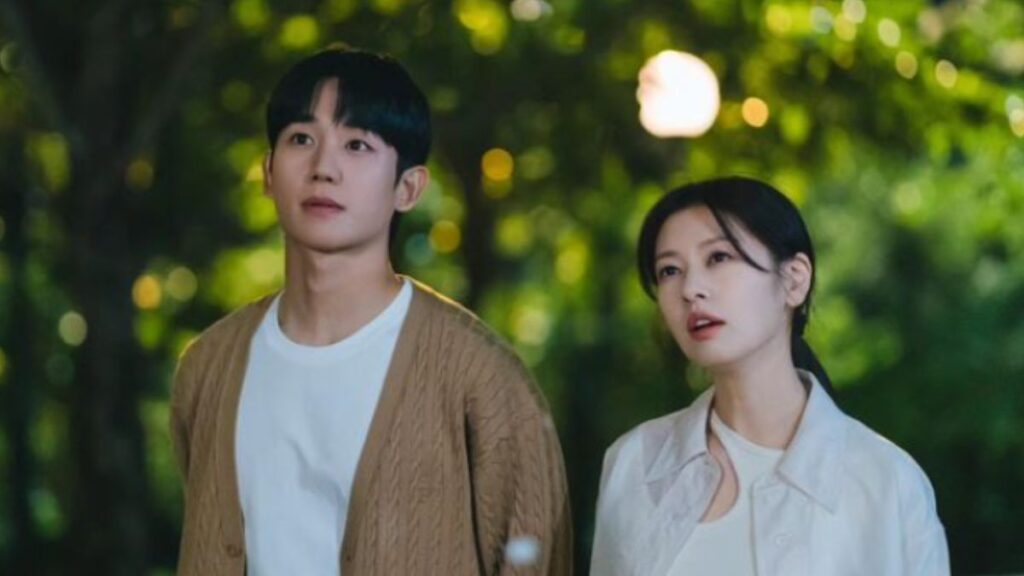 Jung Hae-in por estrenar nueva película 'I, the Executioner' 4 Jung Hae-in en el kdrama el amor en la puerta del al lado