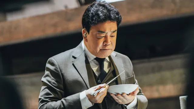 Paik Jong-won: El Magnate Juez de Guerra de Cucharas 6 Juez de guerra de cucharas, show de Netflix Paik Jong woo
