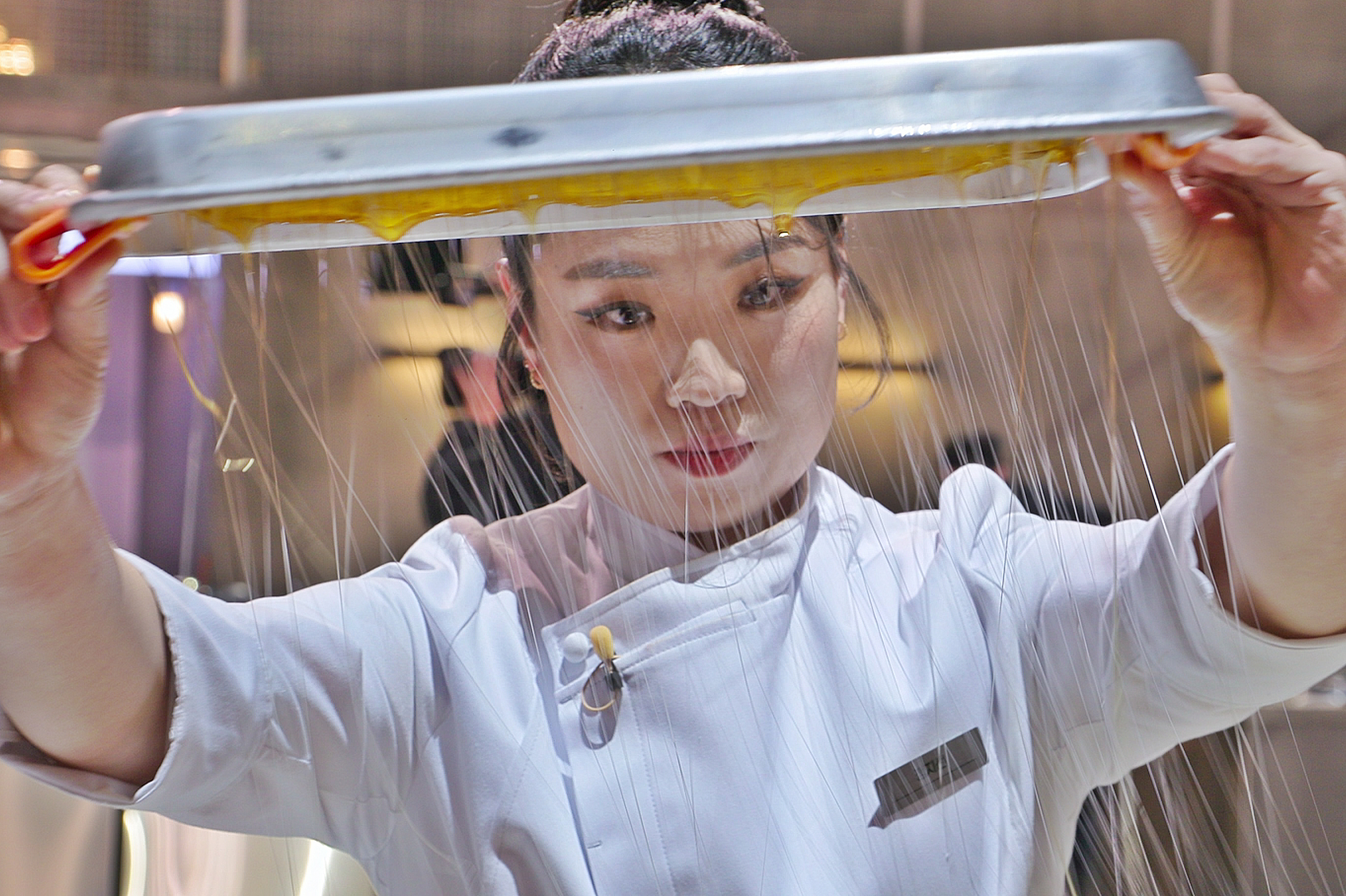 El Boom de Guerra de Cucharas, blancas contra negras 3 Chef Jung Ji sun finalista del programa de netflix Guerra de cucharas, el boom de guerra de cucharas trasciende fronteras