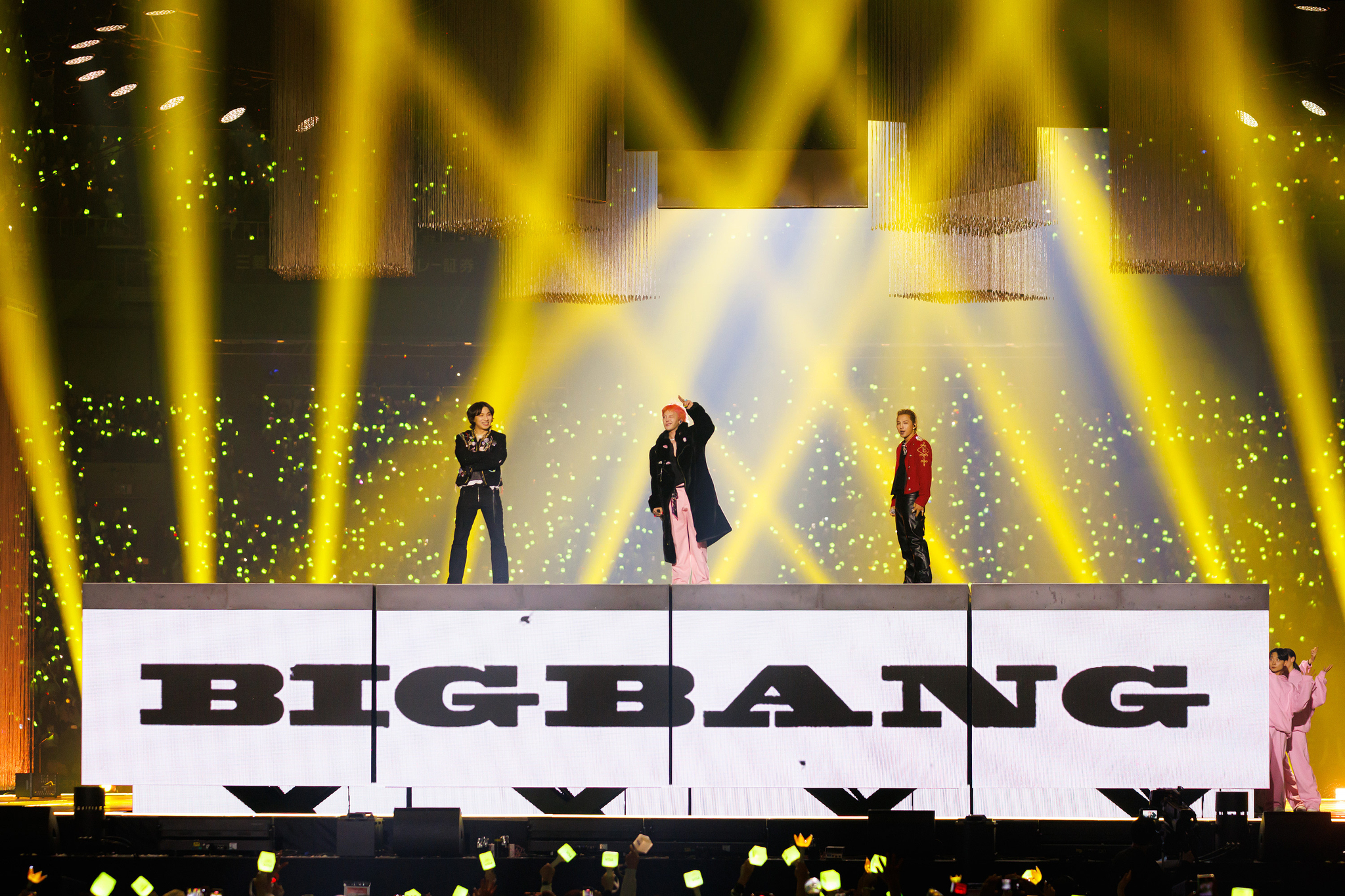 Descubre los momentos más destacados y ganadores de los Premios MAMA 2024, incluyendo el triunfo de Jimin de BTS, la dominación de Seventeen, actuaciones inolvidables y la expansión internacional del evento de K-pop más prestigioso.