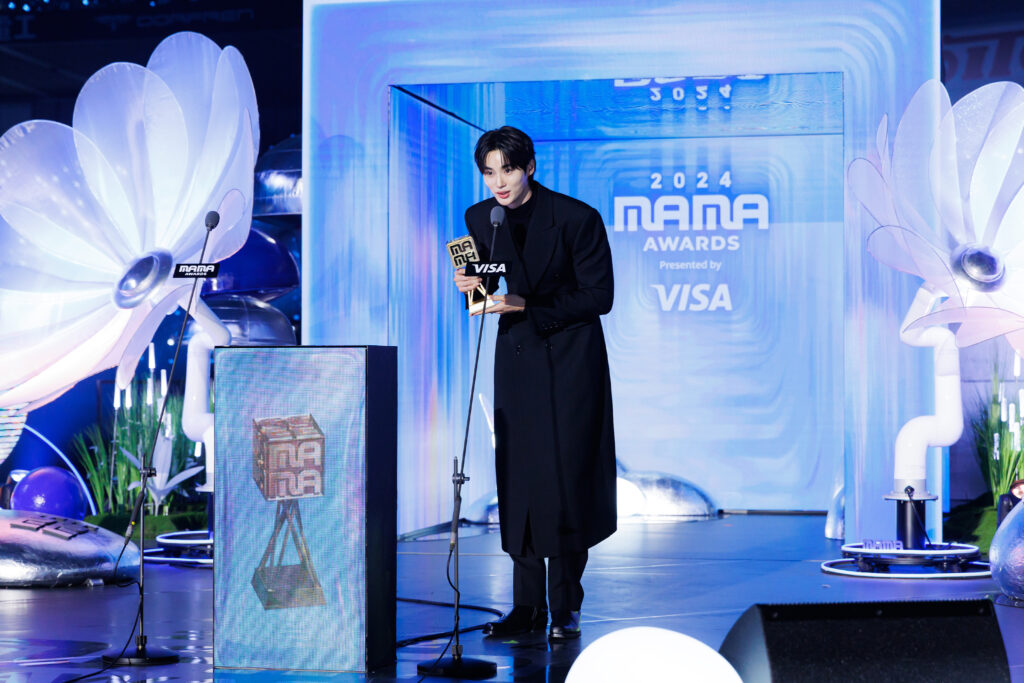 Premios MAMA 2024, todo lo que tenés que saber 4 El actor Wyeon Woo-seok recibió un mama 2024