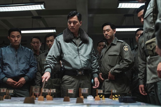 ¿El actor Jung Woo Sung está perdiendo su imagen? 3 Imagen de la película de Corea del Sur de 12:12 por el actor Jung Woo sung