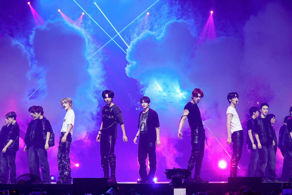 Tomorrow X Together Gira Mundial y Nuevo Album!! 3 TXT en su concierto en Seúl como patte de la gira mundial