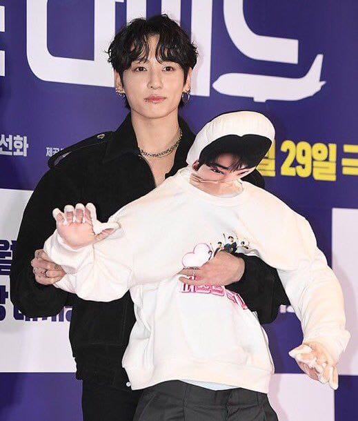 IMG_20251027_150823_033 Jungkook en el estreno de First ride de Cha Eun-woo