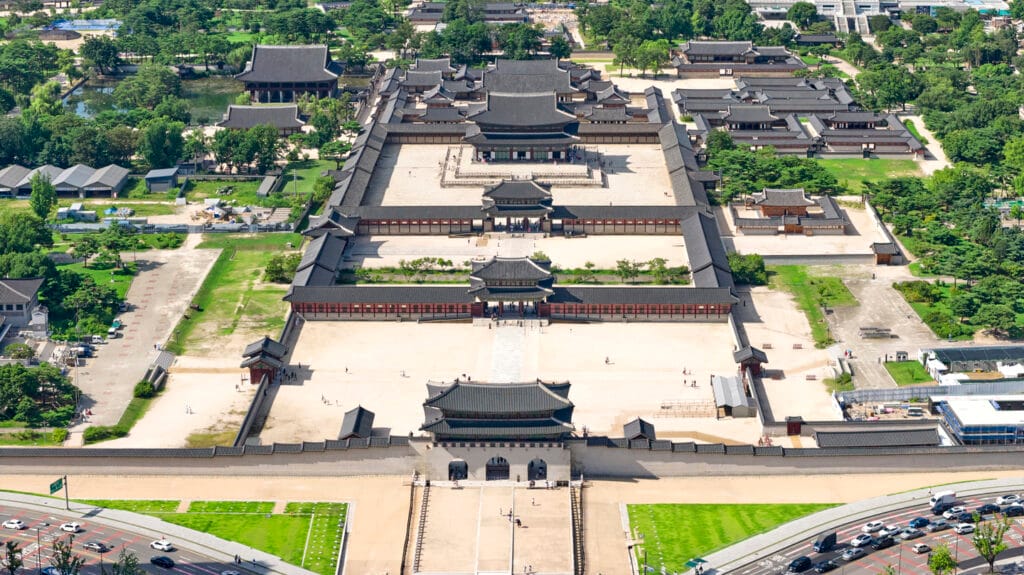 BTS paraliza Seúl: El profundo significado histórico detrás de su mega concierto en Gwanghwamun 3 El camino del rey que recorrerá BTS en su comeback arirang por netflix